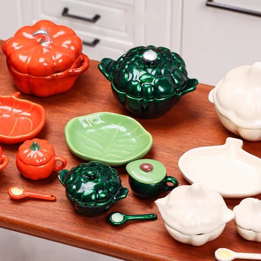 Staub Miniature Alloy Cook Set - 1/6 Scale Miniatures close up