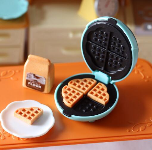 Miniature Waffle Maker 1/6 Scale Dollhouse Kitchen Mini Toaster