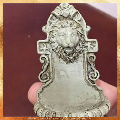 Miniature 1 12 scale lion head fountain  close-up