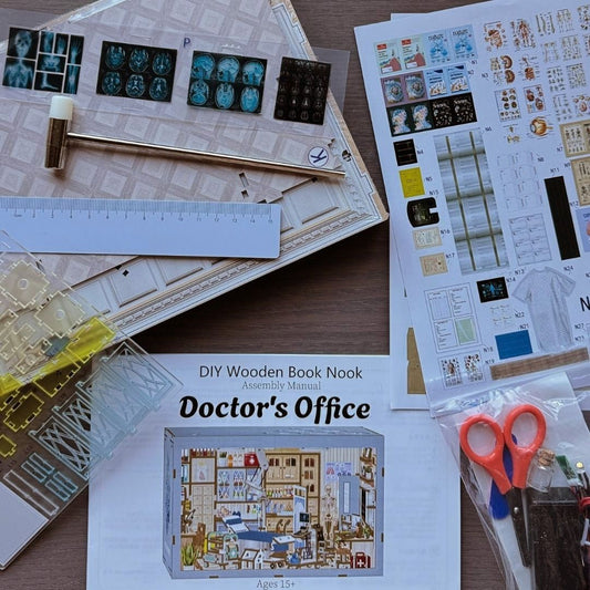 Doctor's Office Miniature Kit