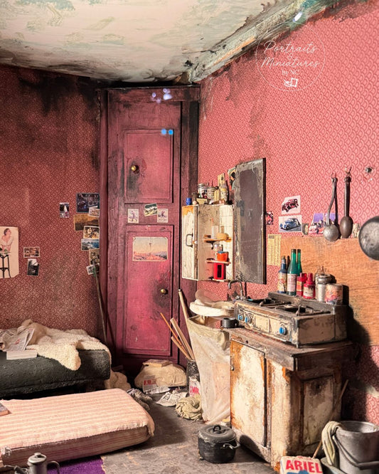 The Micro-Realism of Ronan-Jim Sévellec: Exploring the Dioramas of Musée Miniature et Cinéma