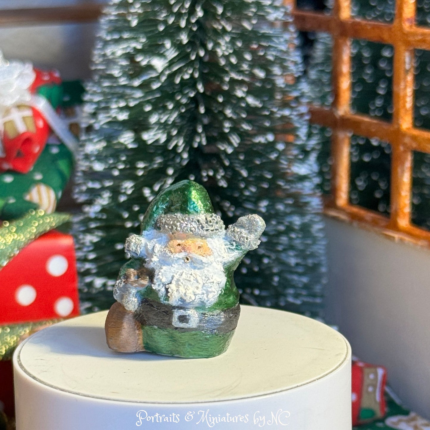 MiniatureSanta in Green