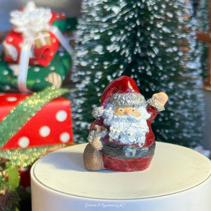 MiniatureSanta in Red
