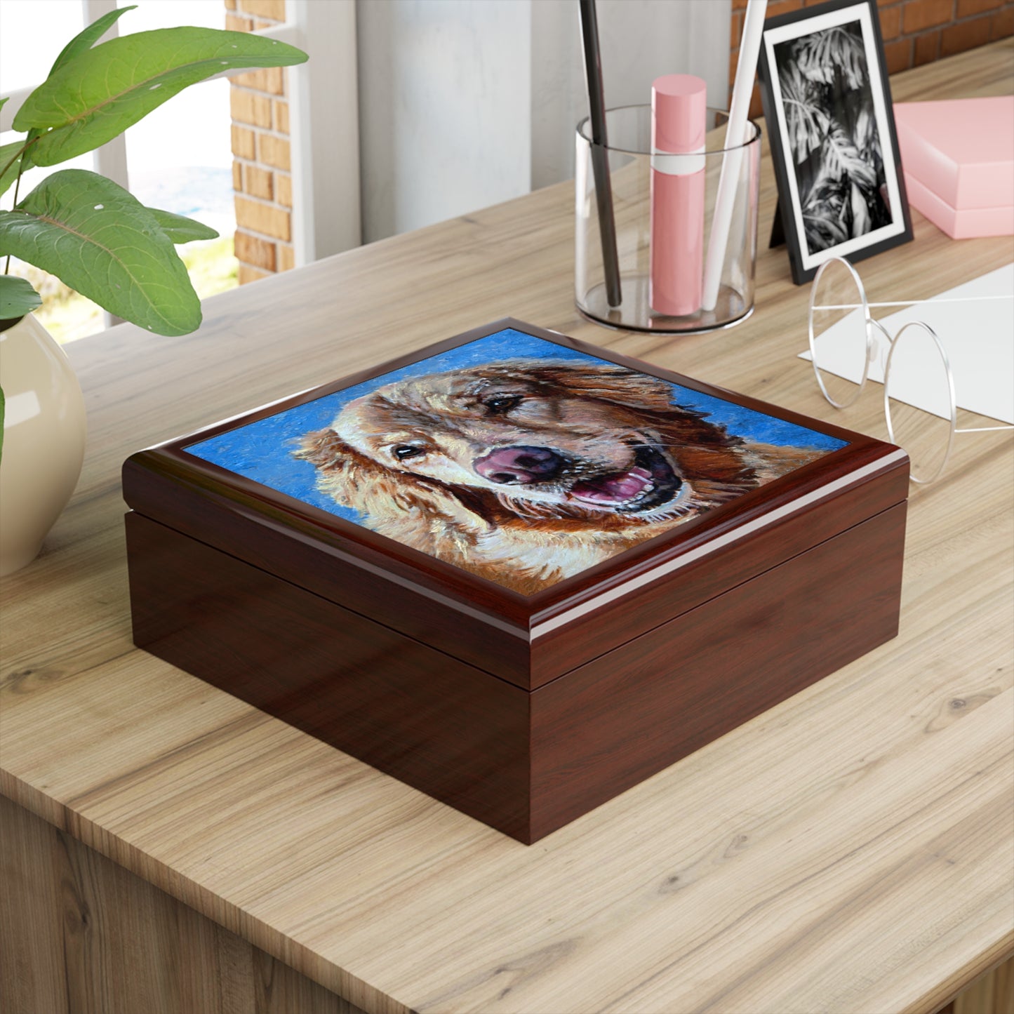 Jewelry Box / Keepsake Box Golden Retriever Lacquer Box  mahogany
