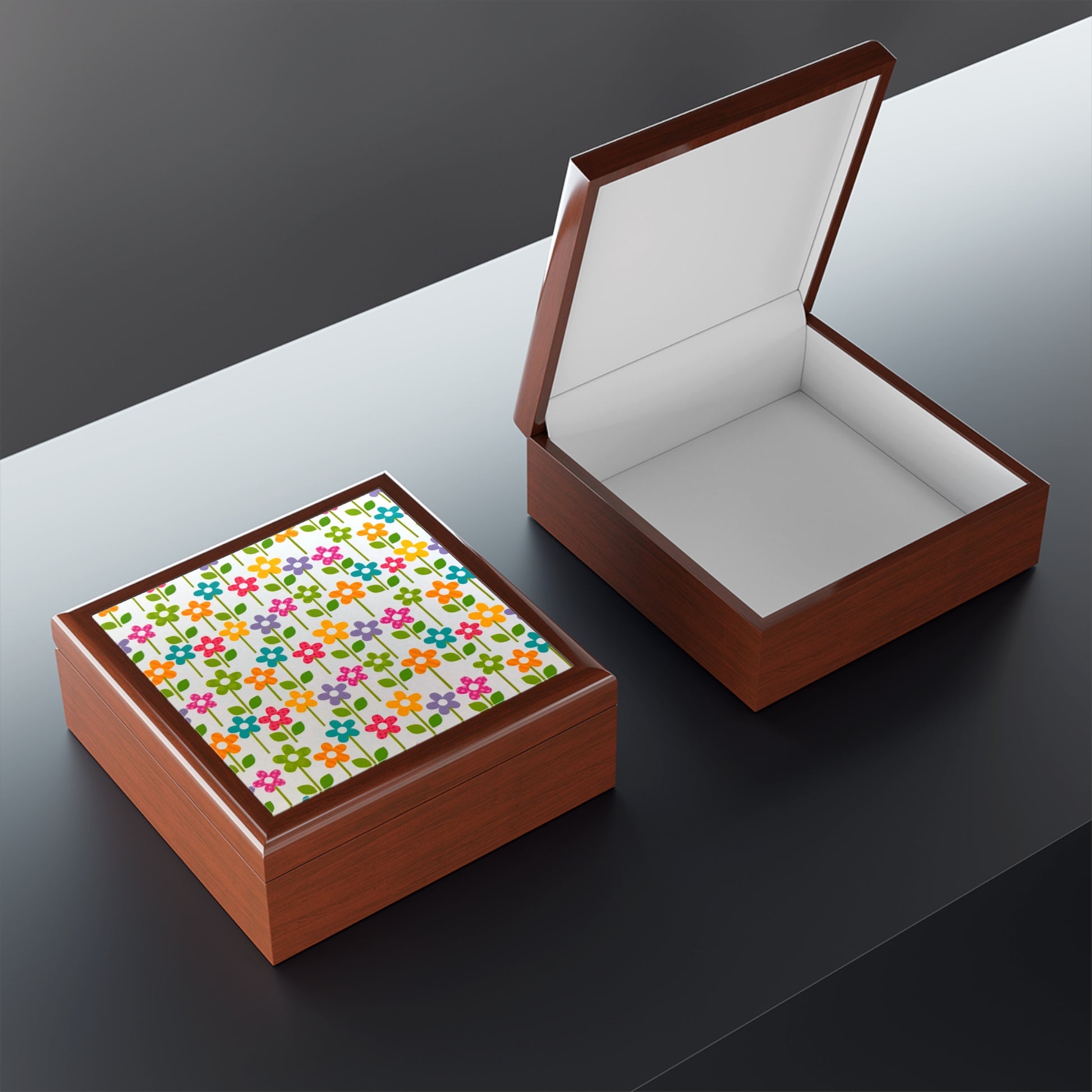 Jewelry Box/ Keepsake Box Colorful Flowers - Lacquer Box open