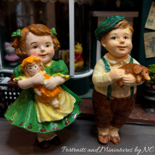 Miniature Dollhouse/Diorama Figurines - Girl and Boy with Dog