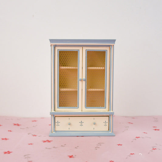 Mini Furniture Cabinet Bookcase for 1/12 Scale Dollhouse front