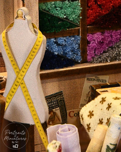 Fifijoy_Sewing_Room_Book_Nook_dress_mannequinn