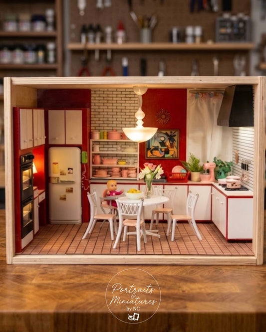 Custom Made Miniature Dioramas, Shadow- and Room Boxes