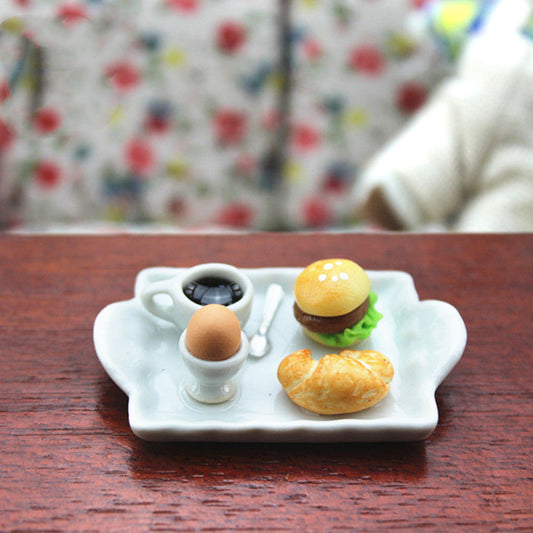 Burger Plate - Dollhouse Food 1/12 Scale in situ