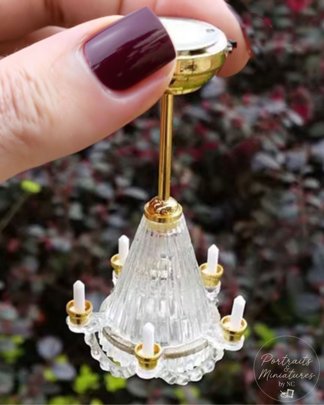 Miniature Chandelier 1/12 Scaled Vivid Decorative Mini Ceiling Lamp with 5 LED Candle for Dollhouse