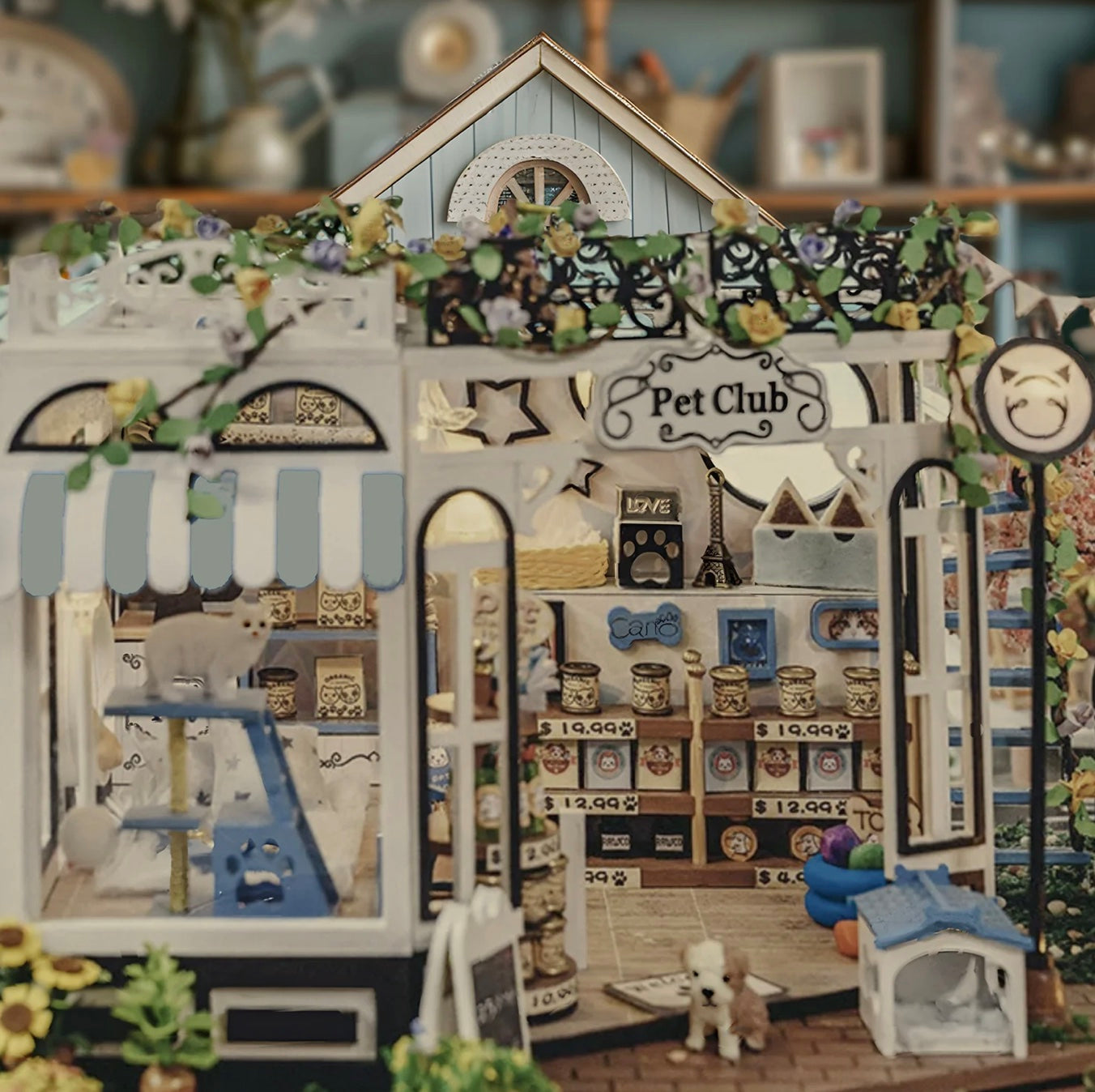 Pet-shop-diorama