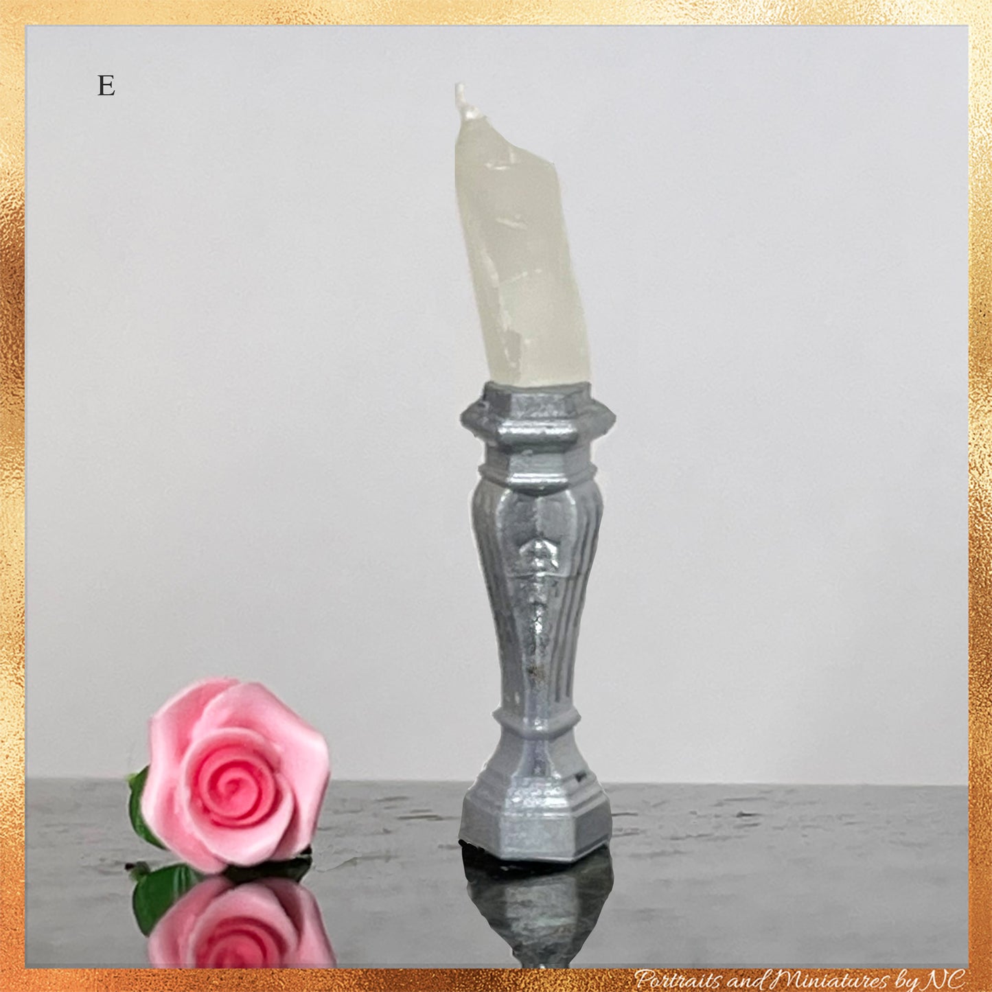 French Style Miniature Resin Pillars with Candles, Set of 2: DOLLHOUSE 1:12 Scale