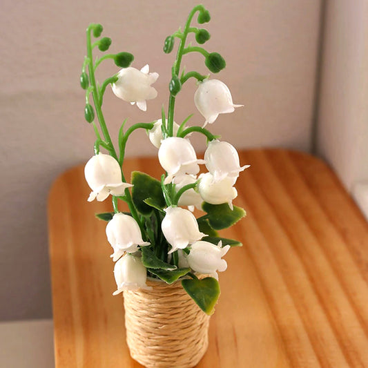     Lily-of-The-Valley-on-table