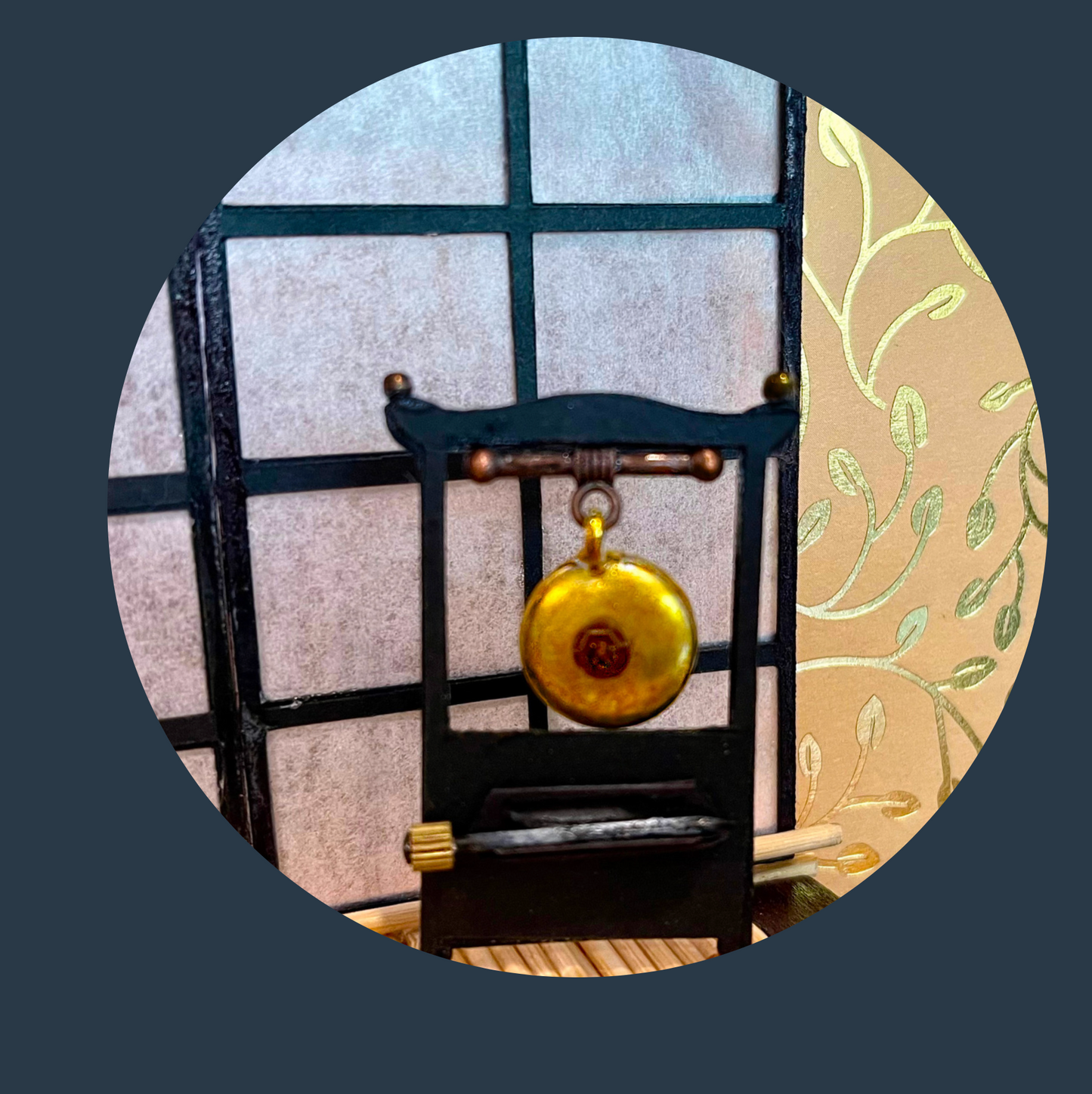 Puppenstubenzubehör Gong im Maßstab 1:12 und 1:24 - Japanische Puppenstubenmöbel