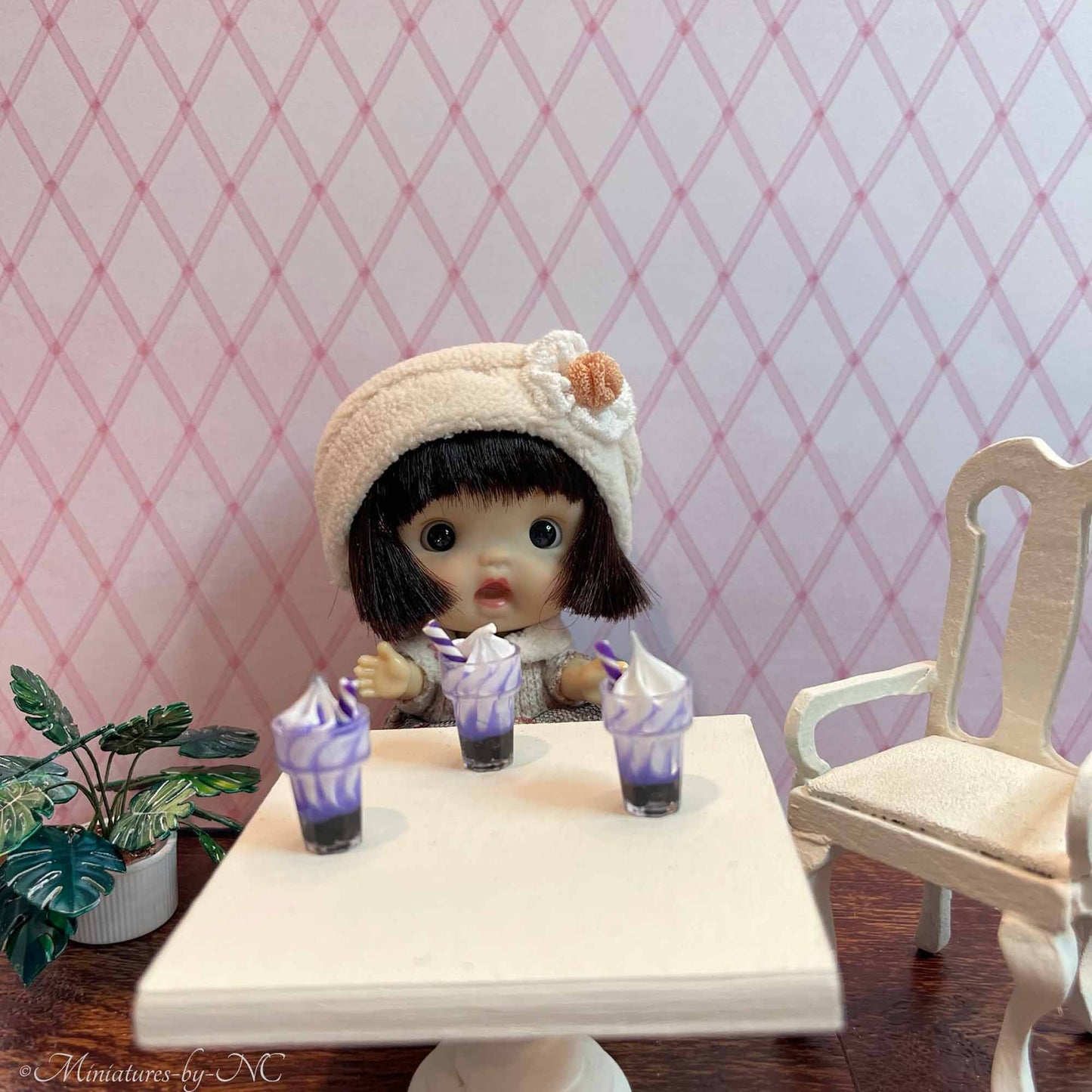 Miniature Sundae/ Ice Cream Parfait 1 12 Scale Dollhouse Accessory