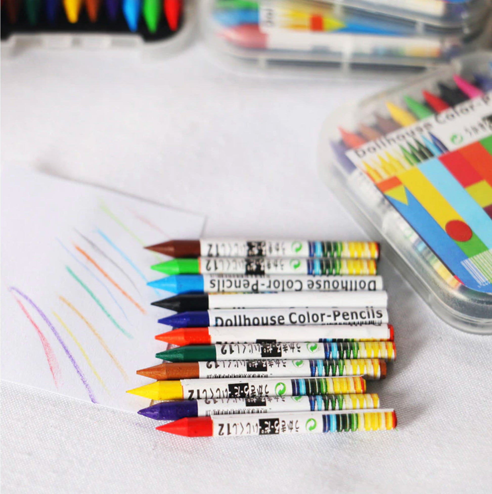    color-crayons for dolls
