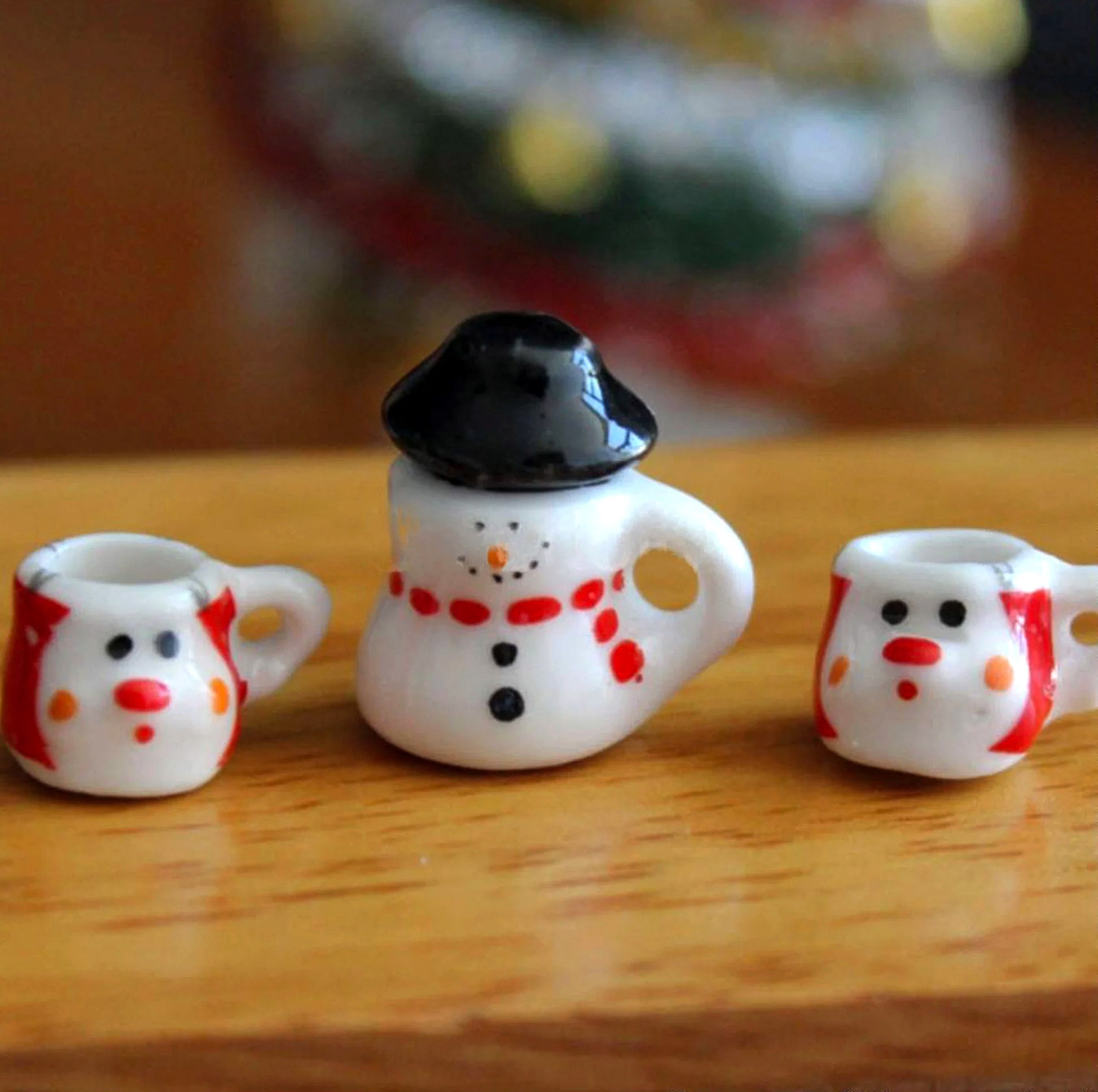 Miniature Snowman teapot with mugs 
